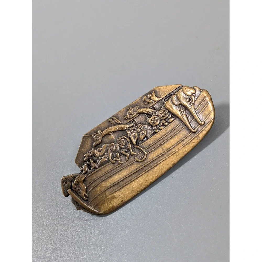 Vintage Noahs Ark‎ Brass Relief Scenic Brooch Pin
